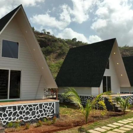 Gr8 Hill Pool Villas Murbād Екстериор снимка